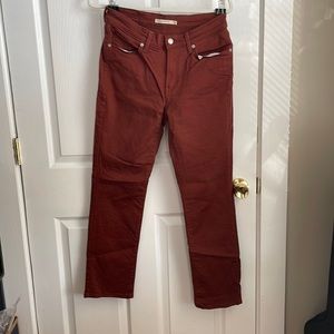 Levi’s Cherry Mahogany Red Classic Straight Jeans size 6